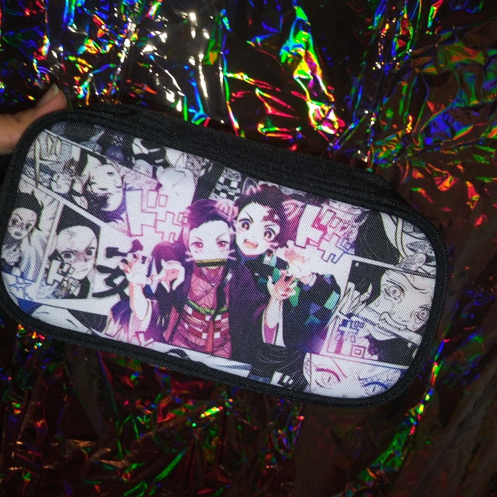 Demon Slayer Makeup Bag - Picture 3 of 13